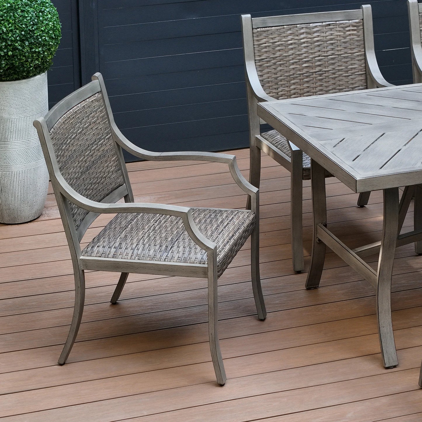 Tampa outdoor wicker dining chair