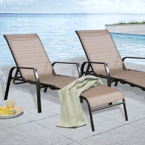 Patio Lounge Chair Chaise, Adjustable Backrest Ergonomic Shape with Durable Handwoven Rattan Steel Frame Garden Lawn Pool Recliner Outdoor Furniture Wicker Lounger