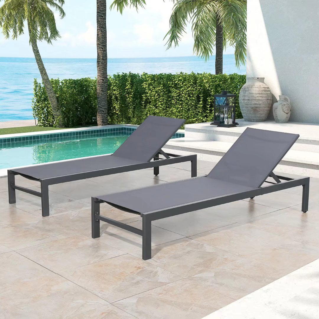 2 Pieces Outdoor Aluminum Chaise Lounge Chairs Patio Sling Sun Lounger Set Recliner with Wheels (Dark Grey)