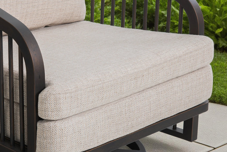 PERFORMANCE Cushions