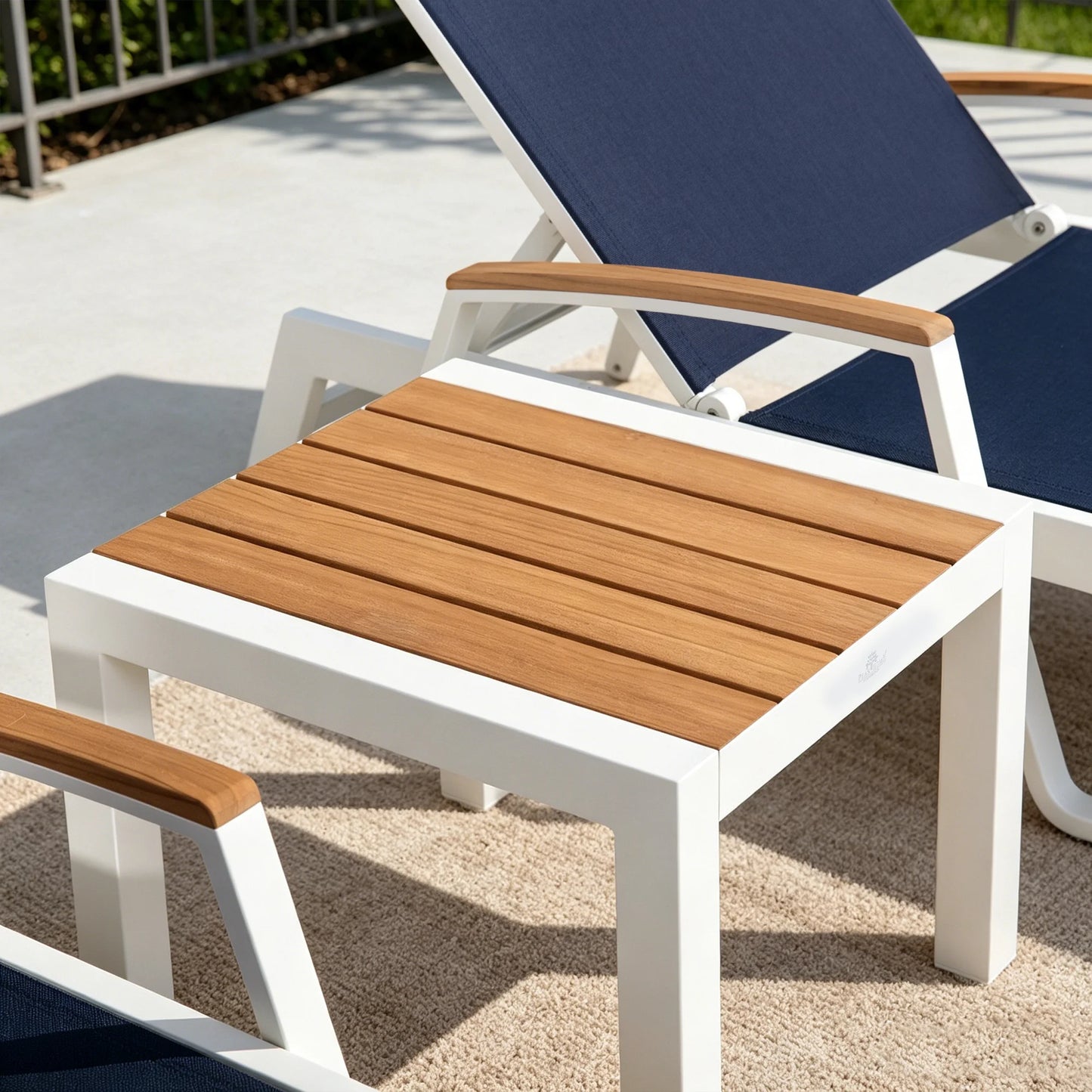 Modern Minimalist Outdoor Furniture Side Table With Natural Teak Tabletop
